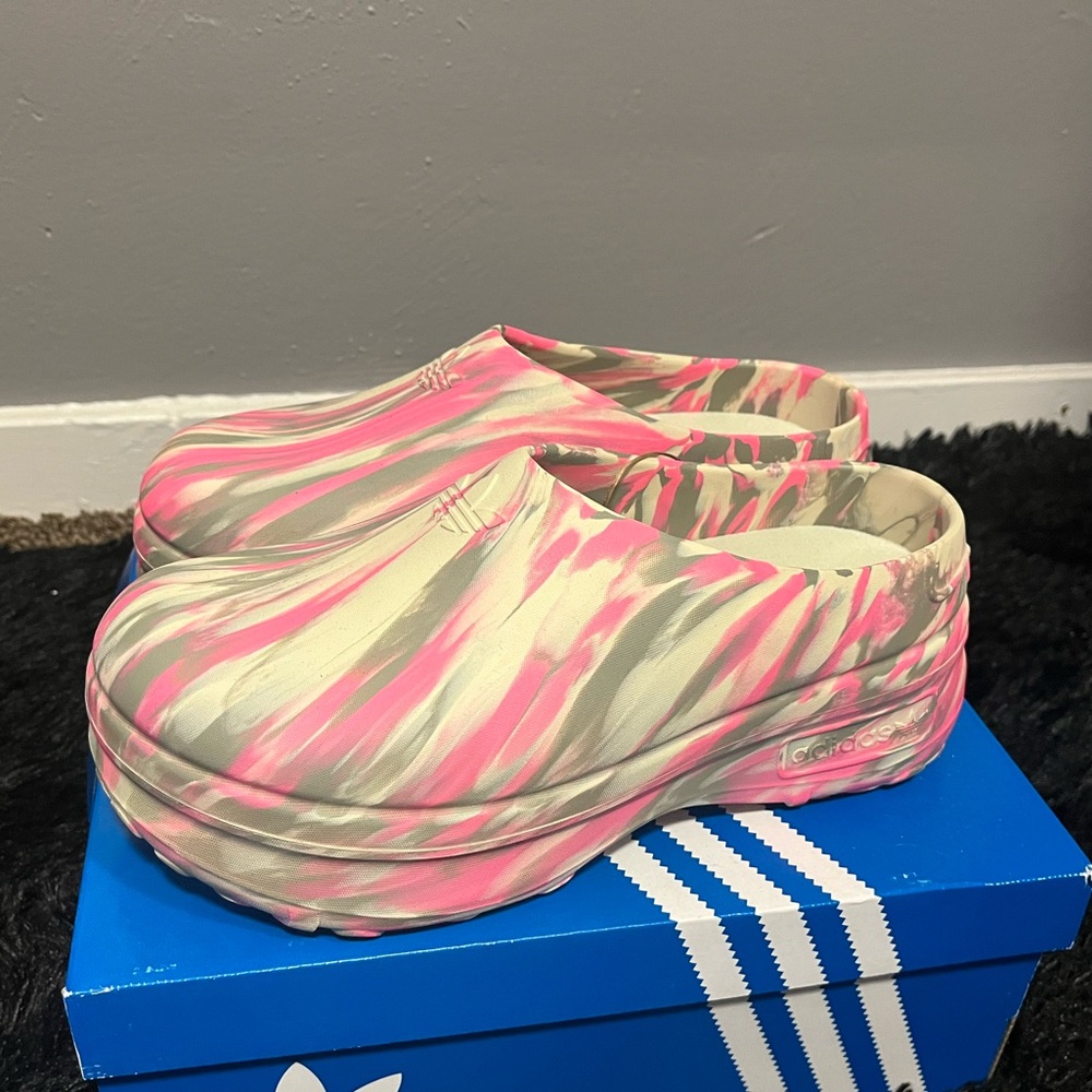 Pink Camouflage Adidas clogs